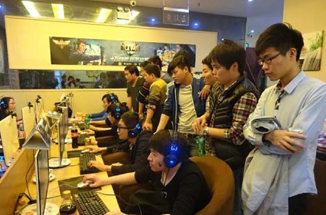 解析“怪兽牌（Monsters）”的价值榨取：如何避免因为下注太重吓跑对手。（怪兽牌价值最大化：用恰当下注留住对手）